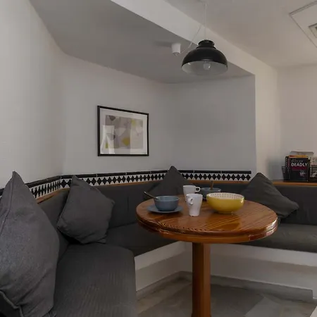 Апартаменти Altamira 1 - One Bed *